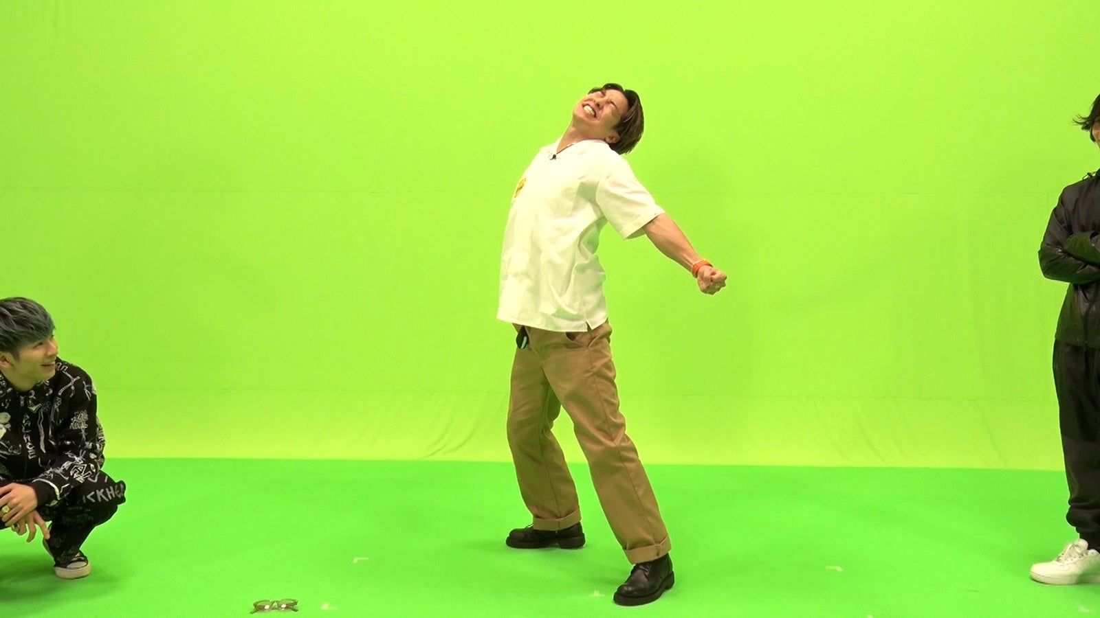 RIKU（中央）／CL「THE RAMPAGEのガチTV」より（提供画像）