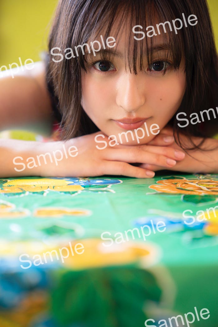 遠藤さくら ポストカード:くまざわ書店 /撮影:須江隆治(See)