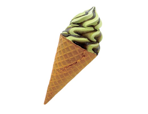 宇治抹茶ワッフルコーン ～抹茶ソースを添えて～￥248（税込み）／画像提供：ローソン