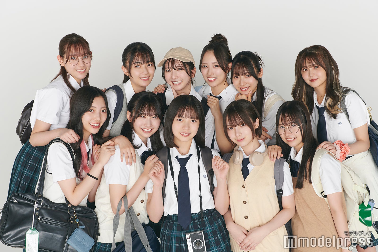新参者アクスタ　渡辺莉奈　藤嶌果歩　正源司陽子 セット 日向坂46 四期生の年少トリオ（正源司陽子、藤嶌果歩、渡辺莉奈