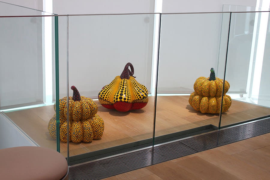 草間彌生美術館 かぼちゃのオブジェ