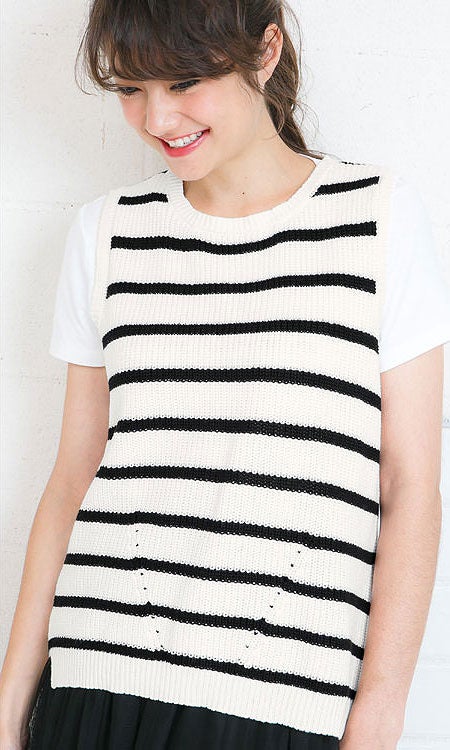 サマーニットベストトップス「神戸レタス」2490円（税込）／画像提供：神戸レタス