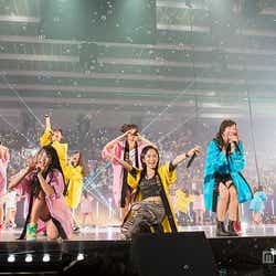 モデルプレス - 山本彩・渡辺美優紀らNMB48、5周年ライブ開幕 引き締まった美ボディ披露