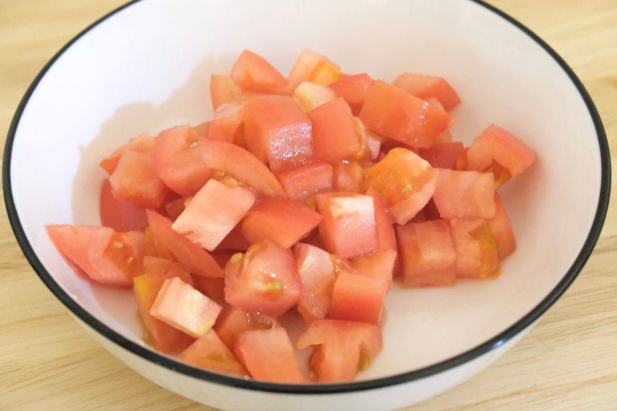 トマトの塩昆布和え