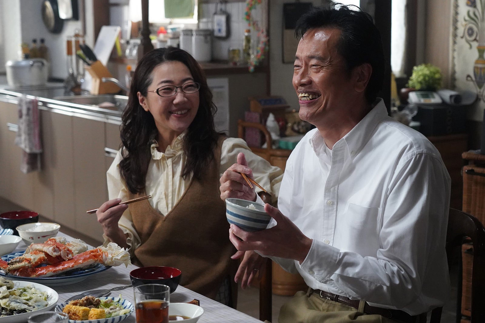 阿南敦子、遠藤憲一／「親愛なる僕へ殺意をこめて」第4話より（C）フジテレビ