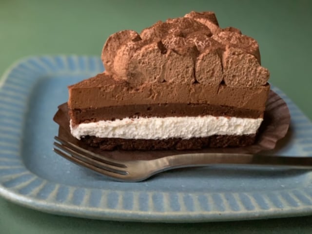 スタバのクラシックチョコレートケーキの商品画像