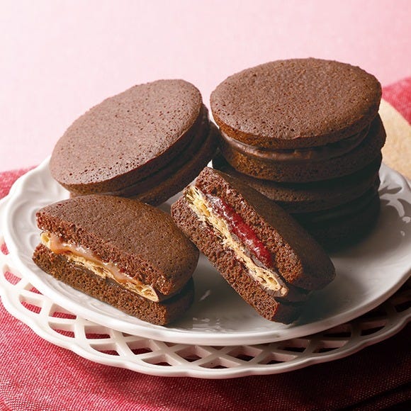 シャトレーゼ　バレンタイン　ばらまき　フリアンショコラサンドパイ