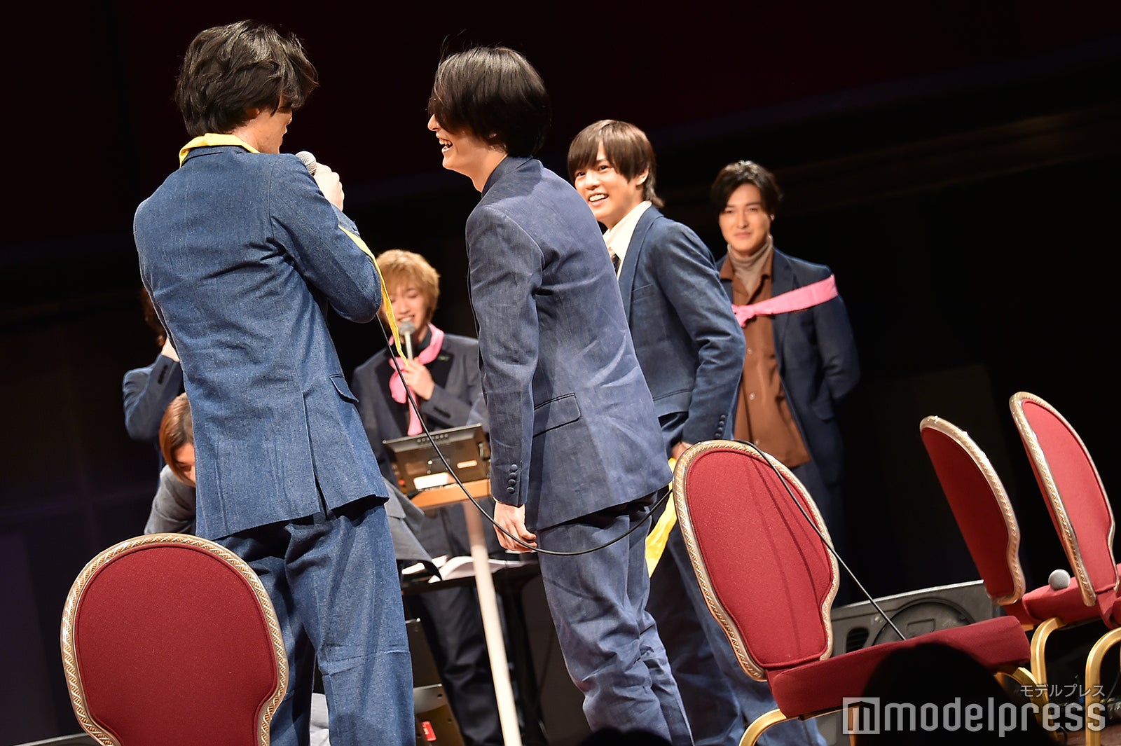 松本健太を縛る／男劇団 青山表参道X「ENDLESS REPEATERS —エンドレスリピーターズ—」DVD発売記念イベント （C）モデルプレス