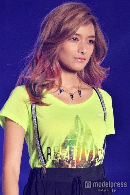 ローラ、恋愛に意欲「今探っているところ」