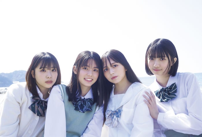 (左から)麻生果恩、松島かのん、蓬莱舞、石井優希(C)桑島智輝/集英社