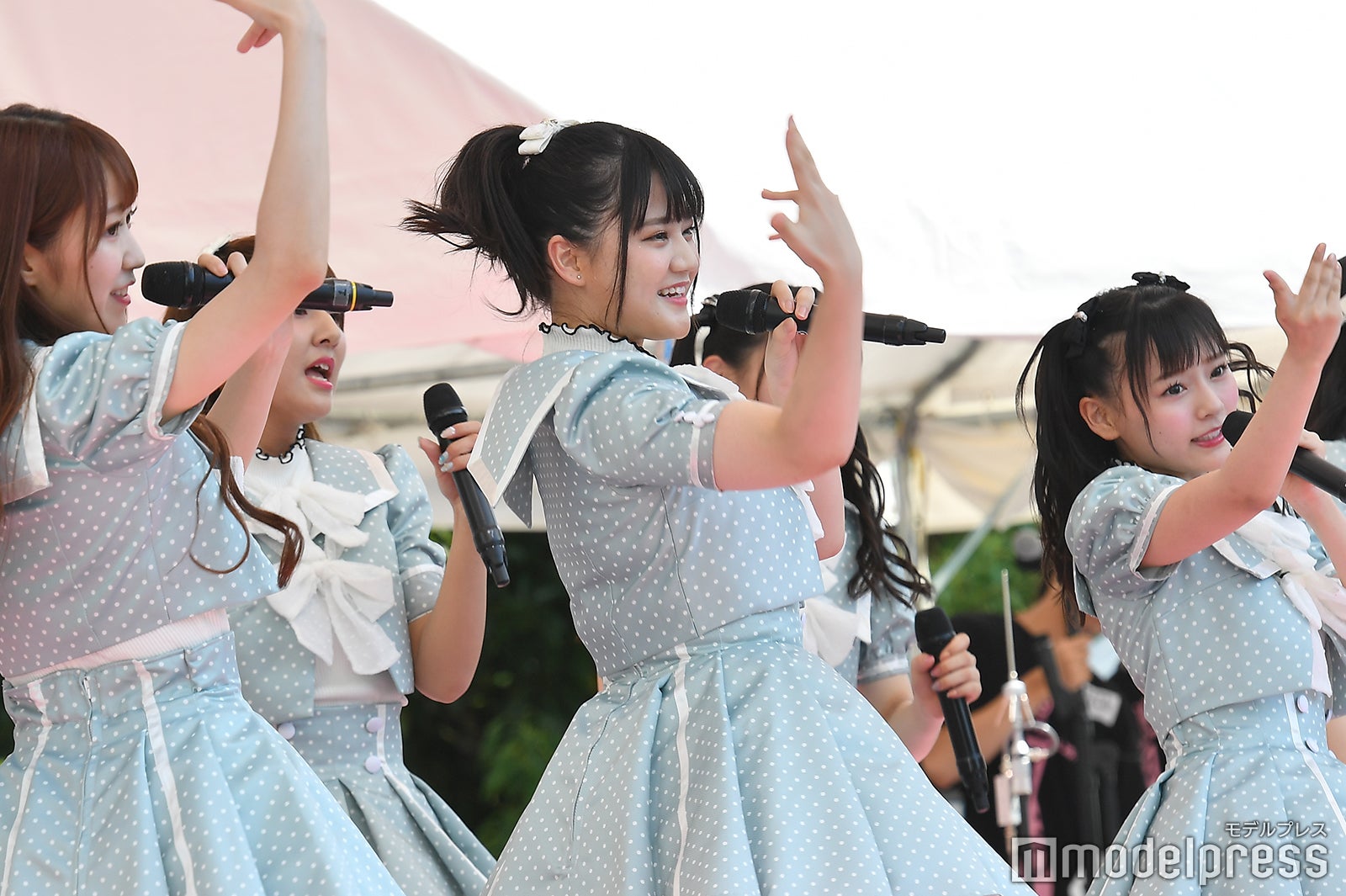 ＝LOVE（C）モデルプレス