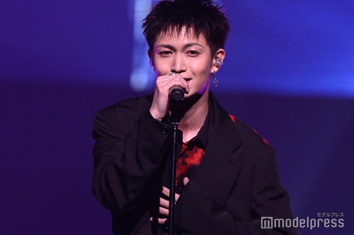 綱啓永(C)モデルプレス