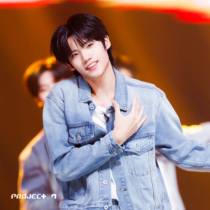 サクラダ ケンシン(C)SLL Joongang Co.,Ltd all rights reserved.