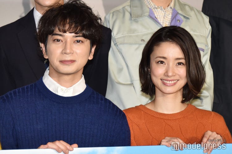 嵐 松本潤 妻 上戸彩の尻に敷かれ 嬉しい ドラマ初共演で互いを絶賛 となりのチカラ モデルプレス 嵐 松本潤 妻 上戸彩の尻に敷かれ 嬉しい ドラマ初共演で互いを絶賛 となりのチカラ モデルプレス