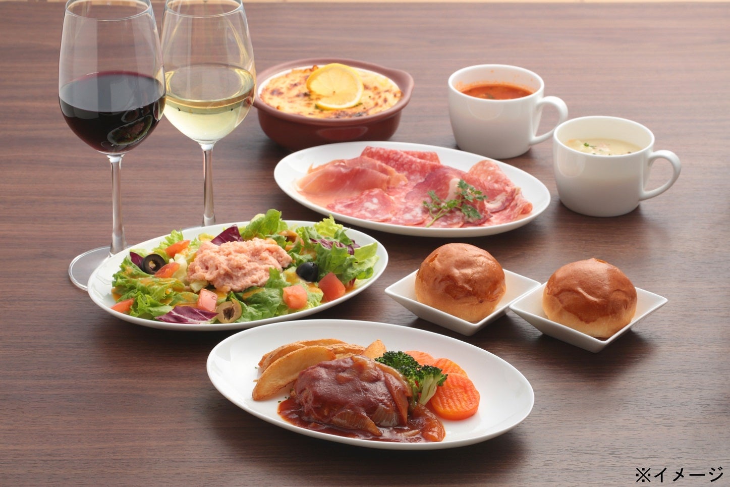 料理イメージ／画像提供：ユナイテッド・シネマ