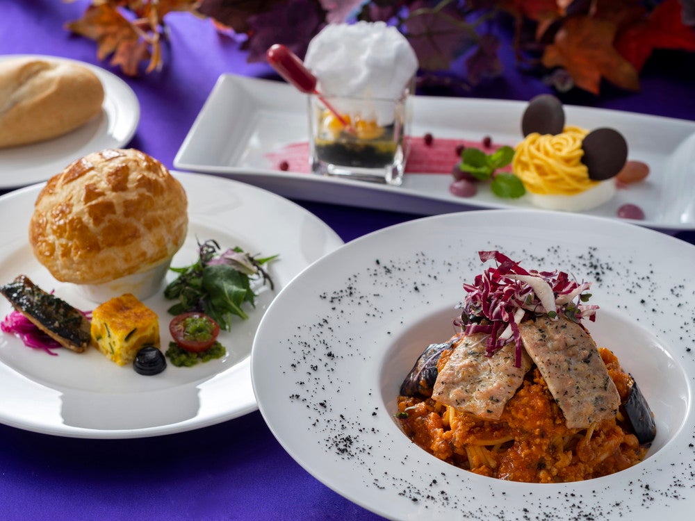 スペシャルセット3,400円／販売店舗：イーストサイド・カフェ（C）Disney