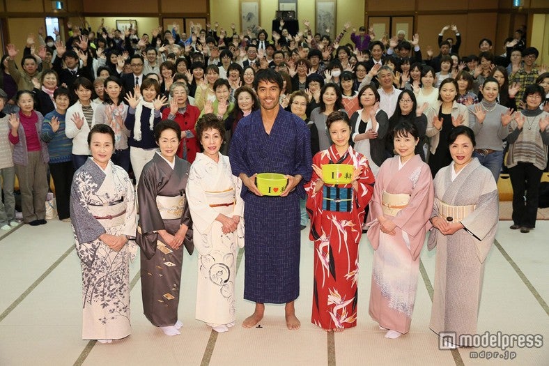 舞台挨拶／阿部寛＆上戸彩