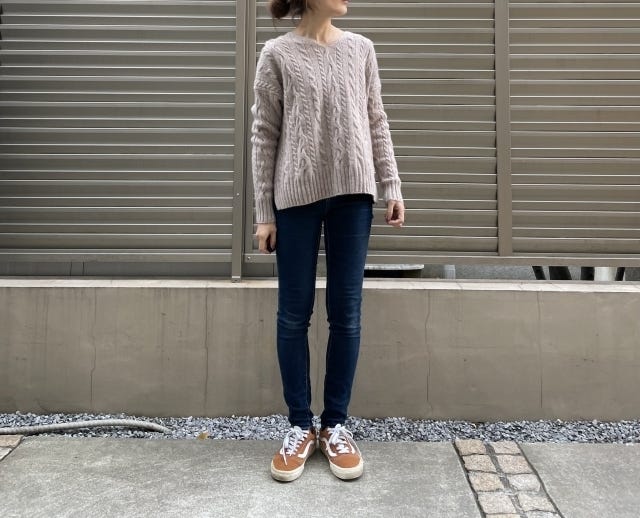 ケーブルニット