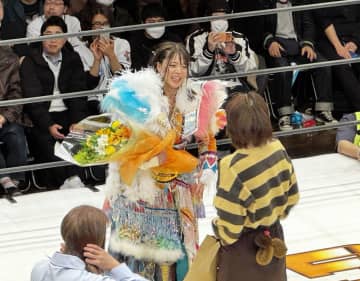 「習い事も勉強も逃げた自分が…」岩谷麻優デビュー15周年で万感「全てロッシーが悪い」「プロレスと結婚する」林下詩美撃破でGHC初防衛