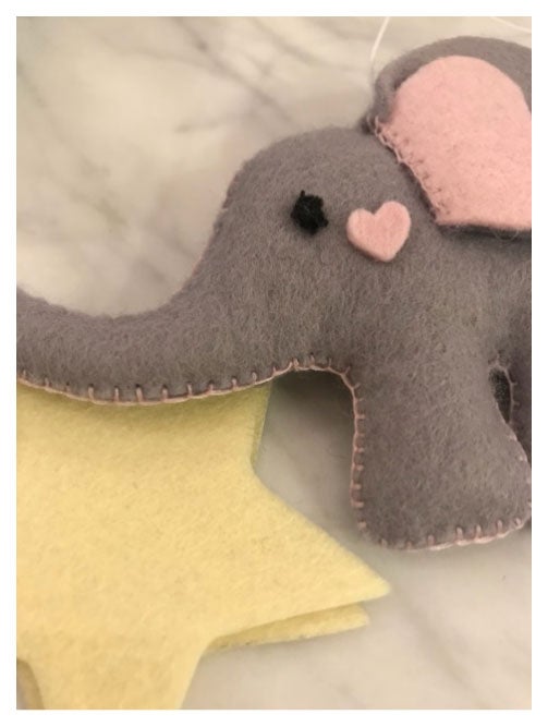 川崎希が手作りしたおもちゃ／アレクサンダーオフィシャルブログ（Ameba）より