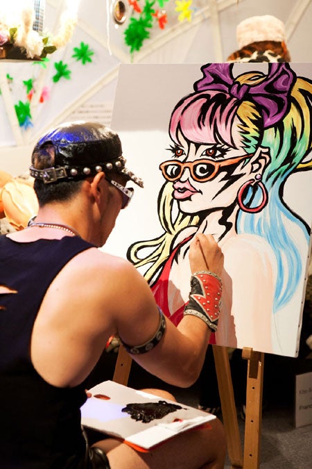 レイザーラモンHG（「ラフォーレファッションウィーク'11」より）