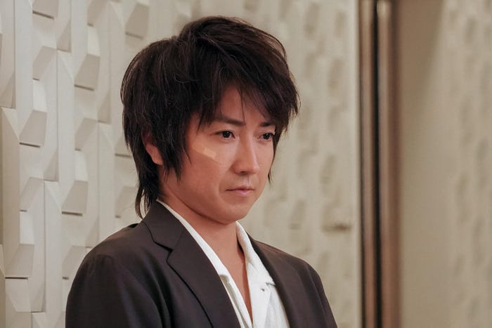 藤原竜也「全領域異常解決室」(C)フジテレビ