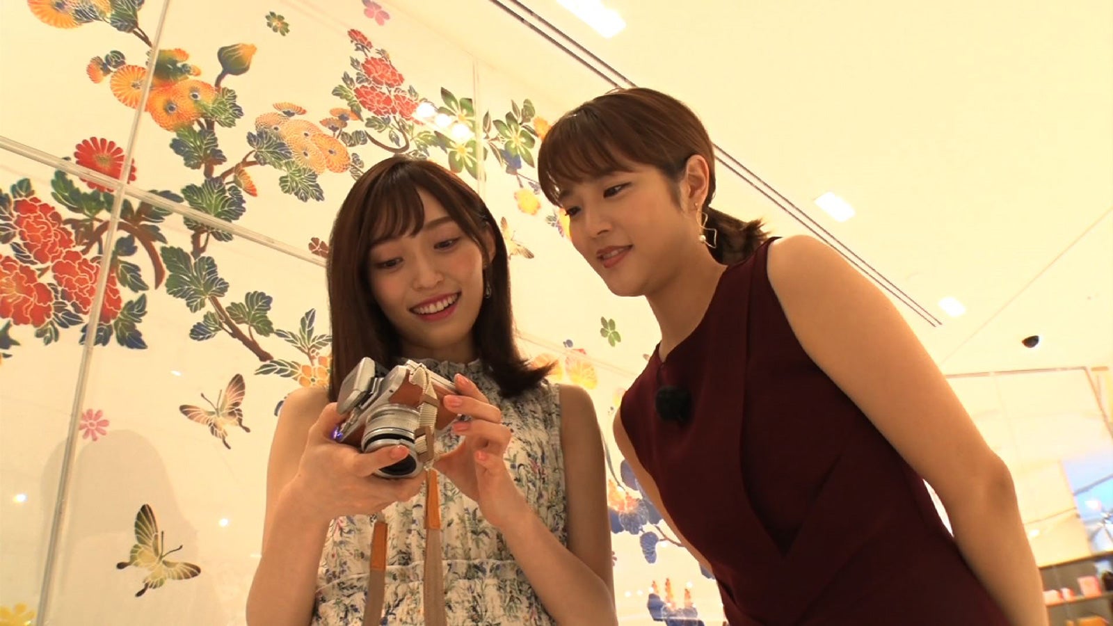 山口真帆、久代萌美アナウンサー（C）フジテレビ