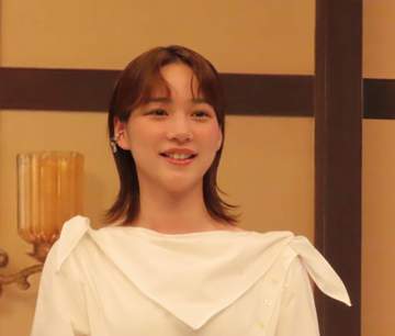 のん 大物俳優との共演に大喜び「おしゃれだしイケオジ」「スラッとされててかっこいい」ドラマ「おいしいのつくりかた」配信記念会見