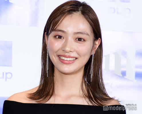 内田理央、素肌輝くノースリーブワンピ姿公開「可愛すぎ」「スタイル良い」の声