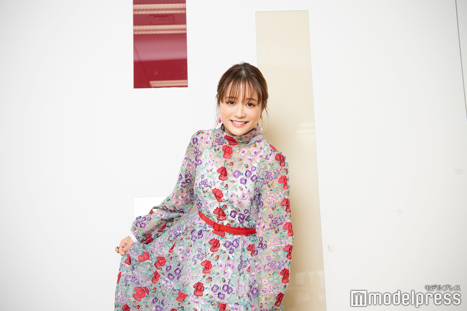 カメラマンが「カメラに近づいて来てくださーい」と呼びかける／大原櫻子（C）モデルプレス