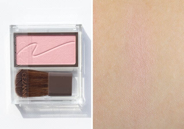セザンヌ　ツヤ肌アイテム　チークブラッシュ　ミルクモーヴ　スウォッチ