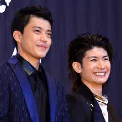 (左から)小栗旬、三浦春馬