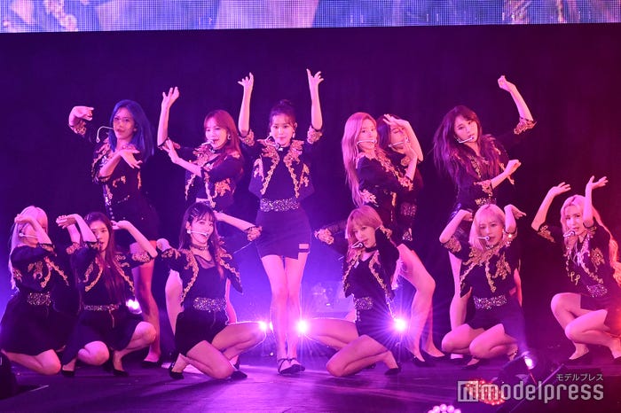 IZ*ONE(C)モデルプレス