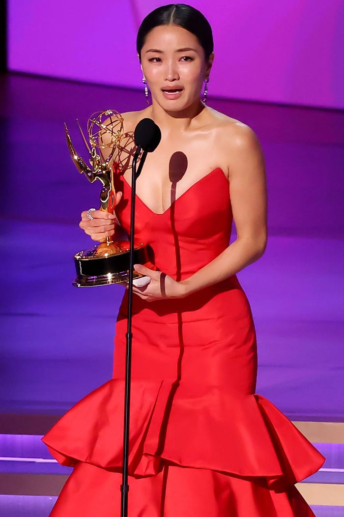 受賞時に号泣するアンナ・サワイ/Photo by Getty Images