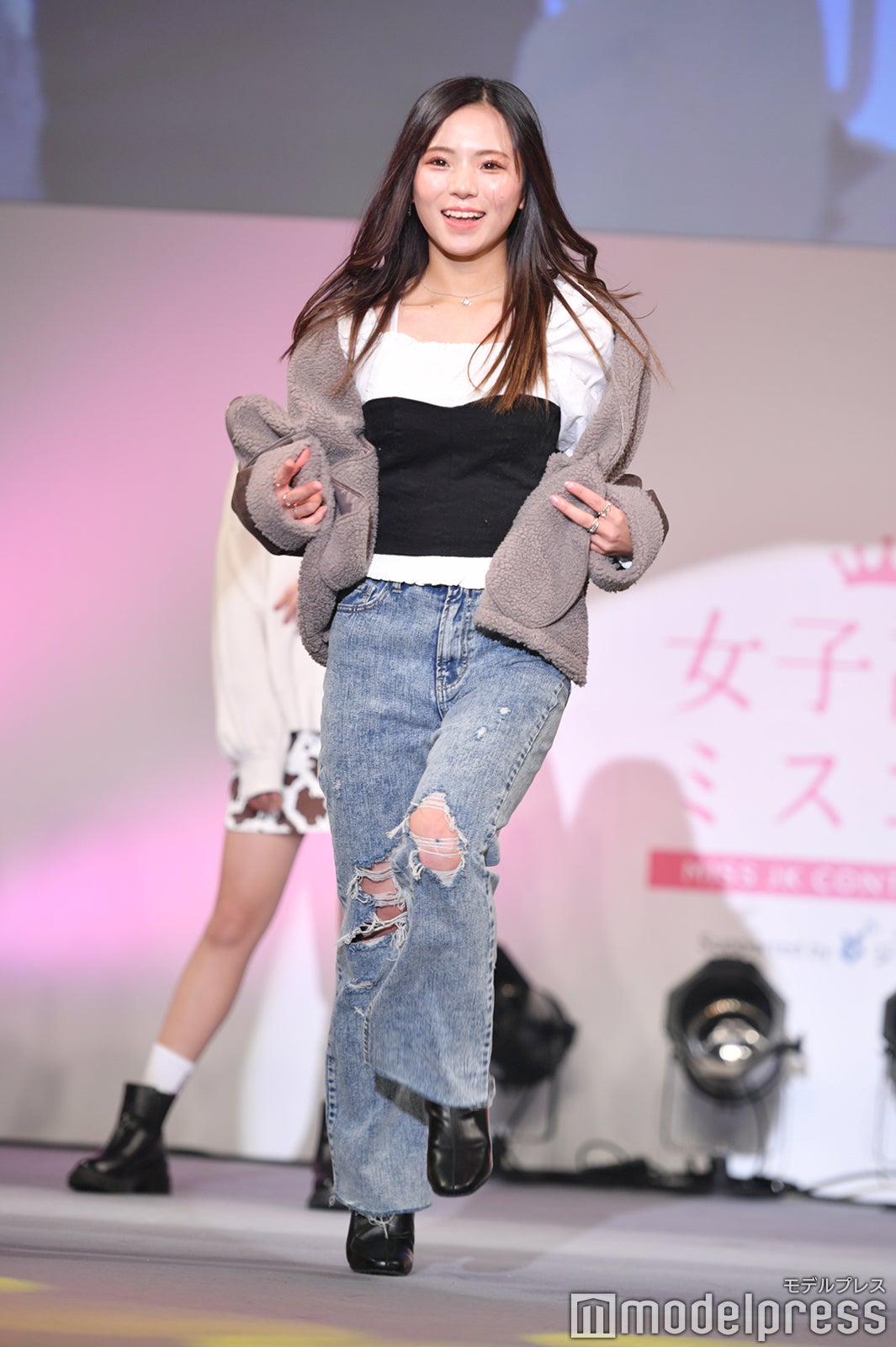 （C）モデルプレス