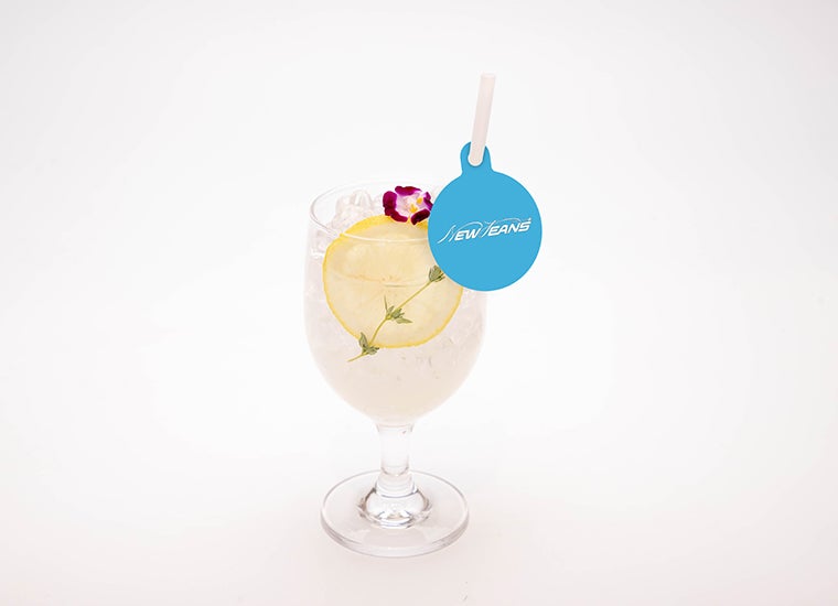 KCON2022 カラーソーダ＜NewJeans＞税込880円／提供画像