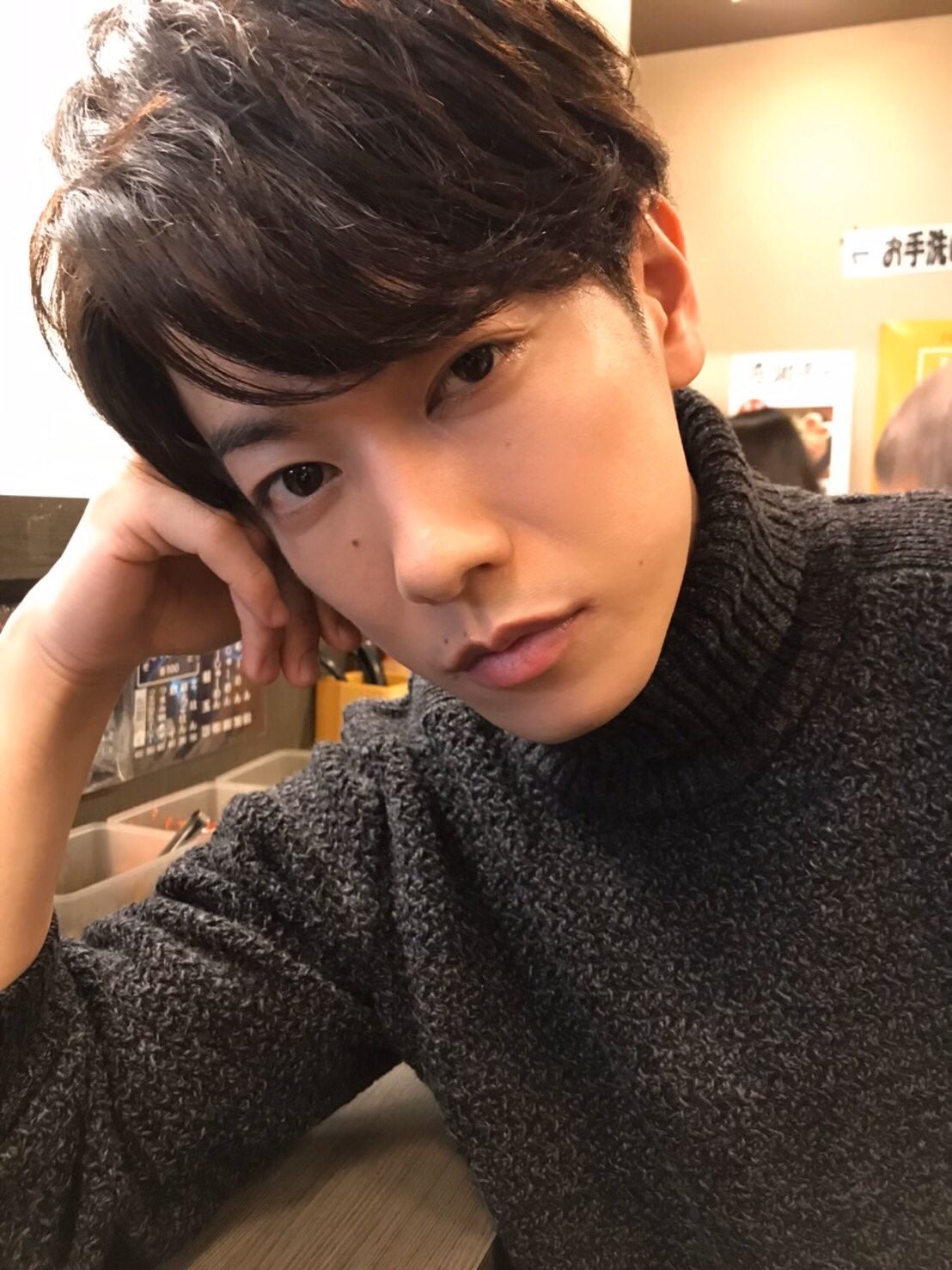 佐藤健「何時間でも見てられるんだろ？」七瀬目線のショットに「キュン死」「破壊力すごい」の声＜恋はつづくよどこまでも＞