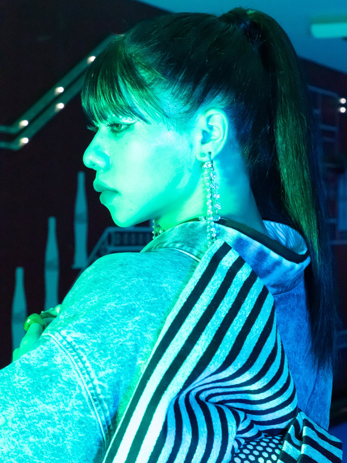 とうあ「何者」より（画像提供：宝島社）