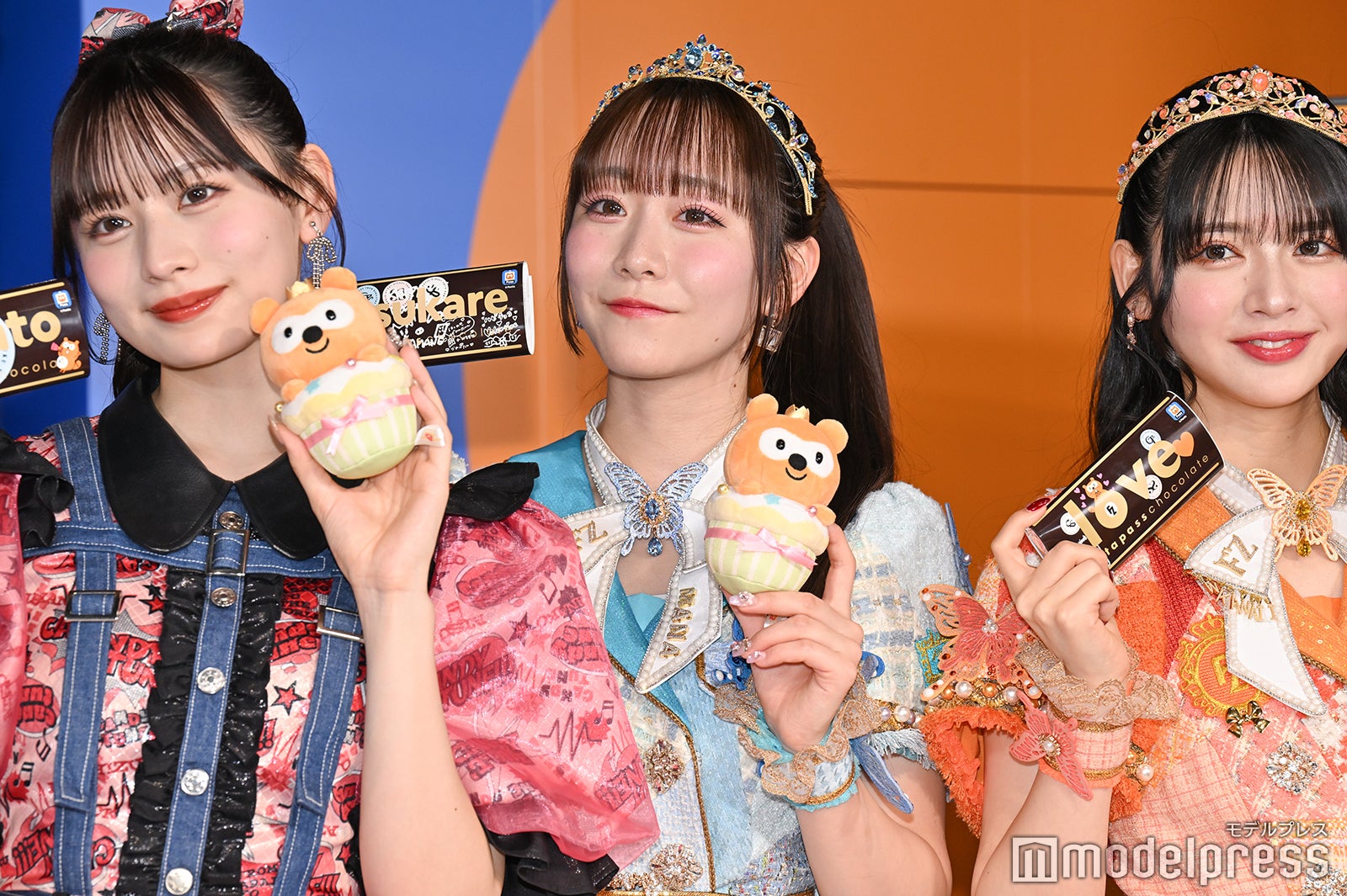 立花琴未、真中まな、鎮西寿々歌（C）モデルプレス