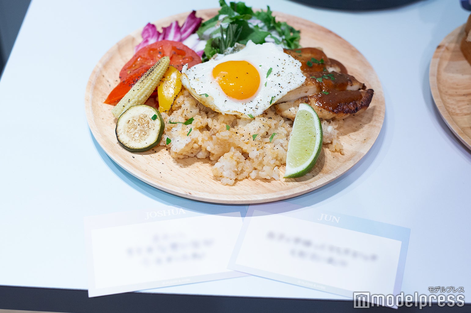 「MEMORIAL MENU」注文でメッセージカードも／内容は訪れてからのお楽しみ！（C）モデルプレス