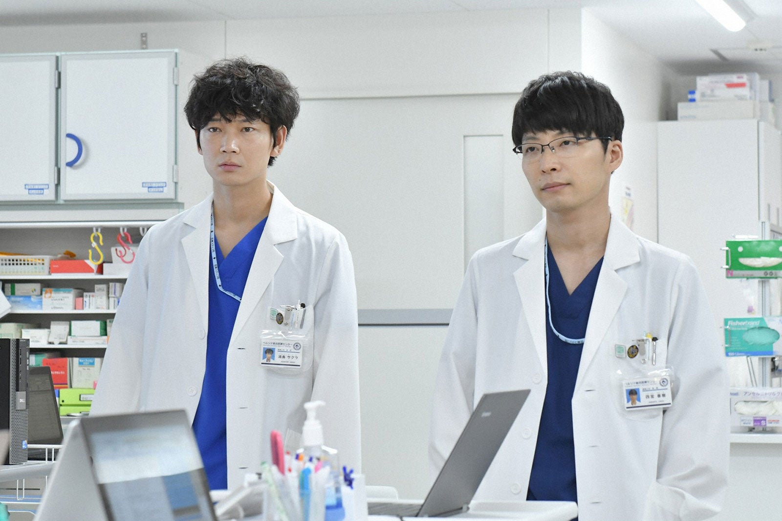 綾野剛、星野源／「コウノドリ」第6話より（画像提供：TBS）