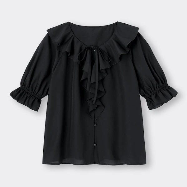 GU 値下げ 黒トップス 華奢見え GU レディース アイテム おすすめ オススメ プチプラ コスパ 高見え おしゃれ オシャレ お洒落 2022 値下げ 黒トップス 華奢見え 夏 トップス セール 黒 ブラック 痩せ見え 細見え ラッフルVネックブラウス ブラウス ラッフルブラウス