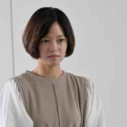 小林涼子『ゼイチョー ～「払えない」にはワケがある～』第4話より（C）日本テレビ