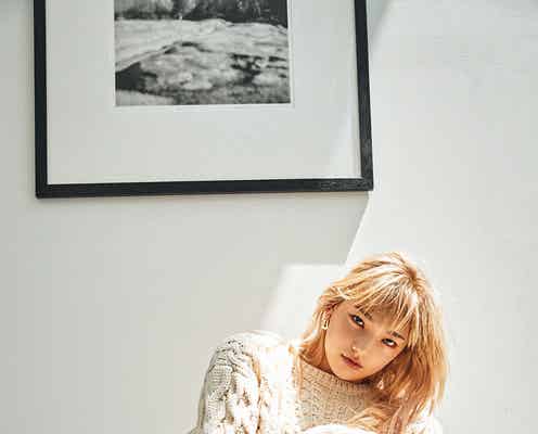 E-girls須田アンナ、美脚を披露 秋冬ファッションで魅せる世界観
