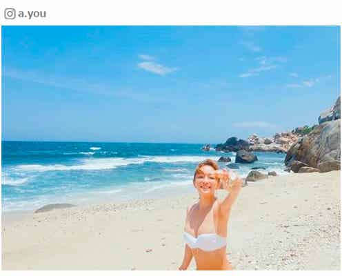 浜崎あゆみ、白ビキニ姿がまぶしいほどの美しさ