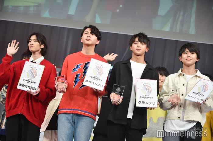 宗像隼司さん、吉田剛明さん 、藤本洸大さん、高野渉聖さん (C)モデルプレス