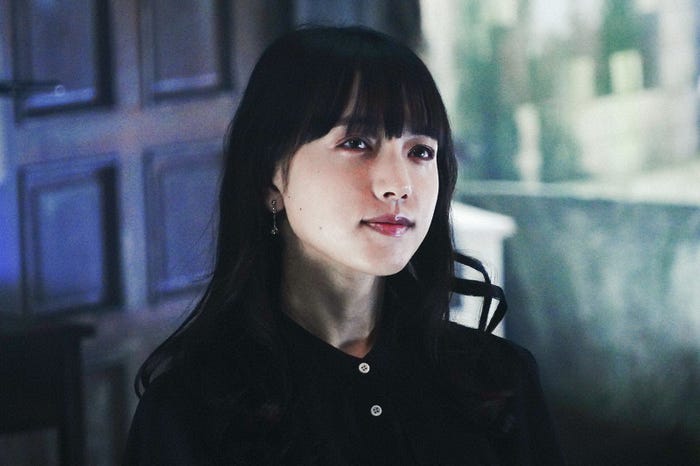 清原果耶 「霊媒探偵・城塚翡翠」最終話より(C)日本テレビ