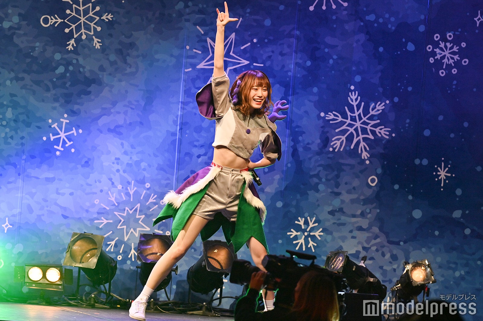 豆柴の大群（C）モデルプレス