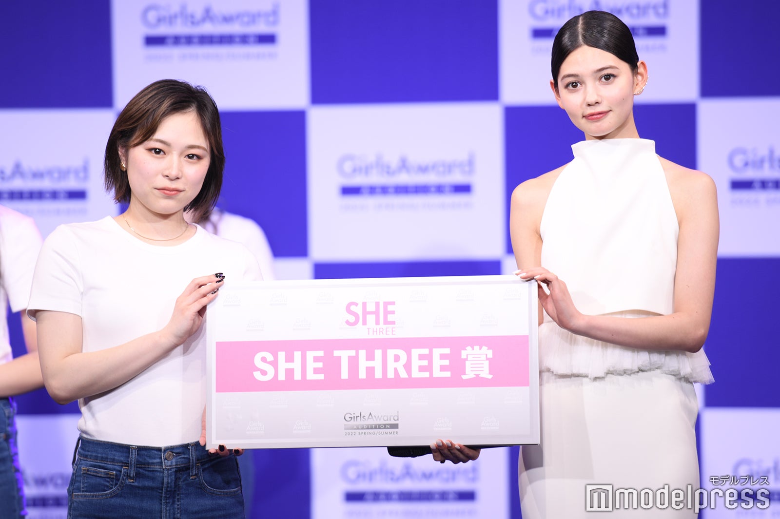 宮之脇那帆さん、愛花（C）モデルプレス