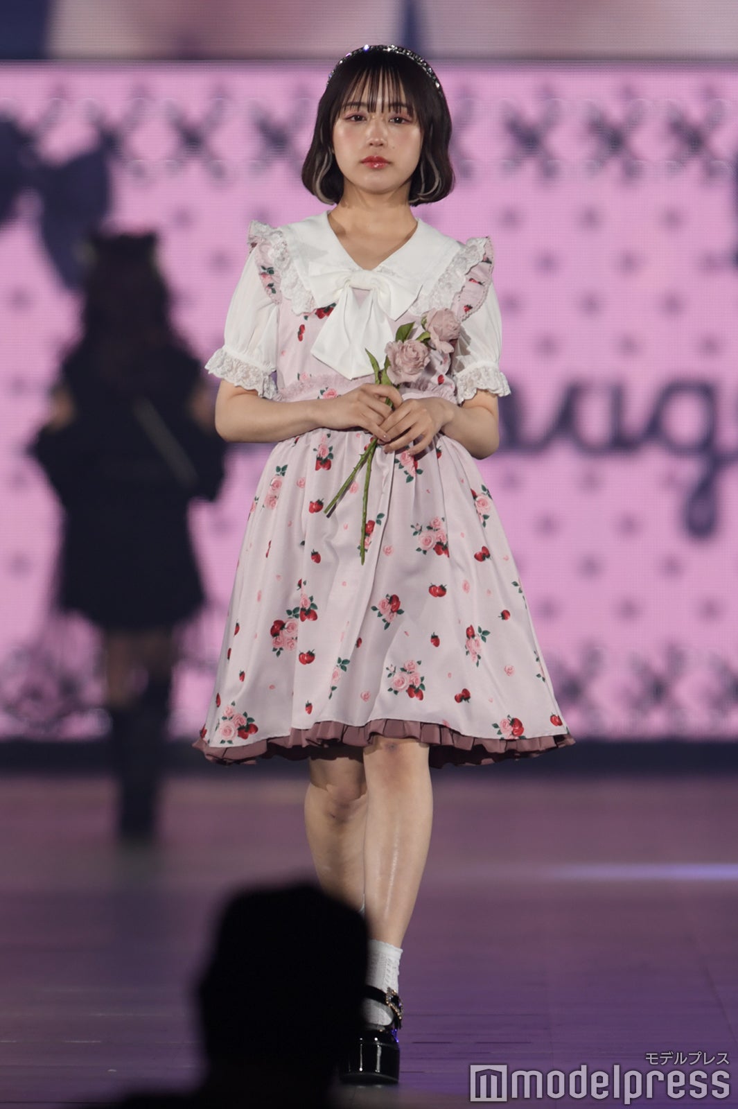 （C）モデルプレス